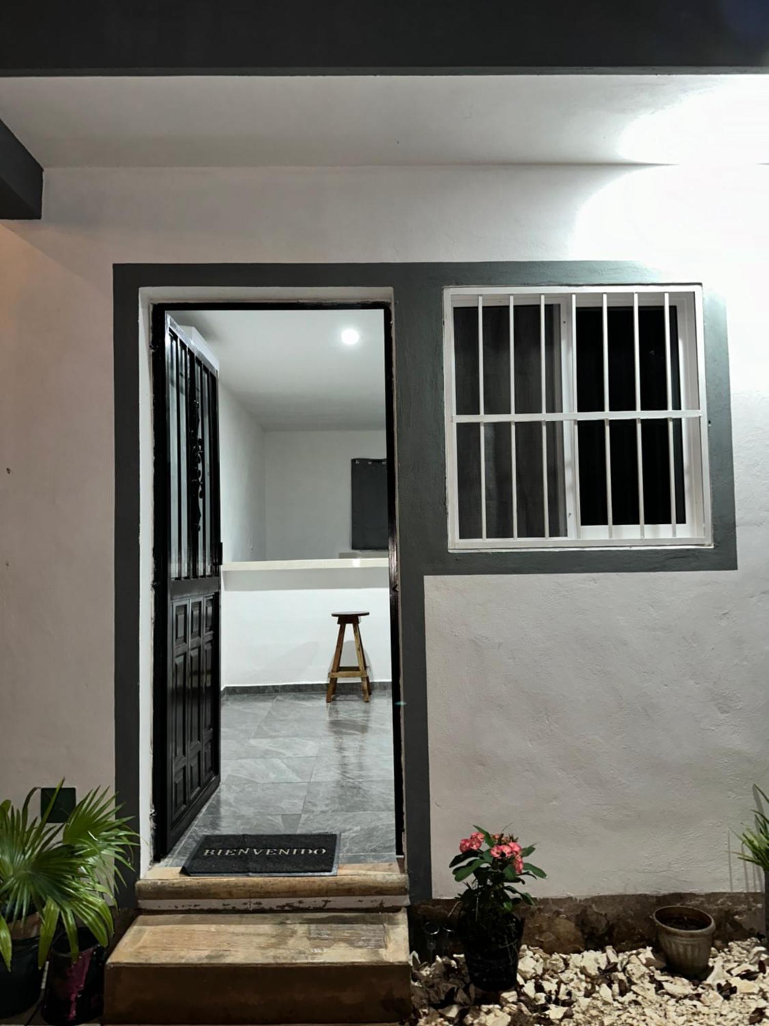 Ferienwohnung Departamento 48 Street Valladolid  Exterior foto